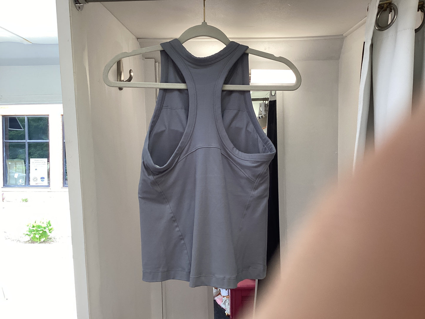 Buttery razor back top