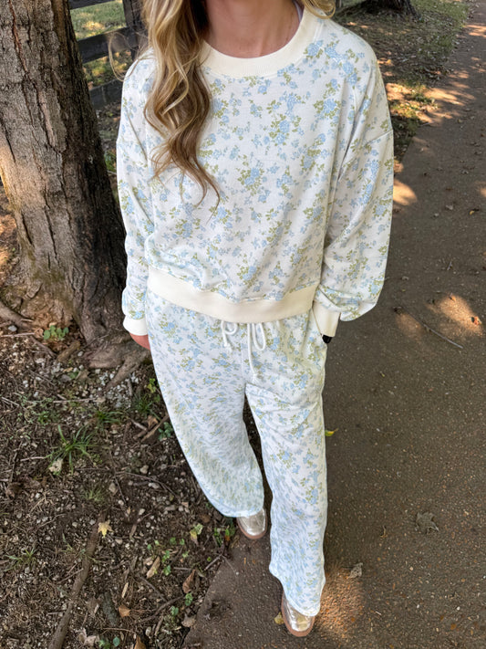 Dainty Blooms Floral Set